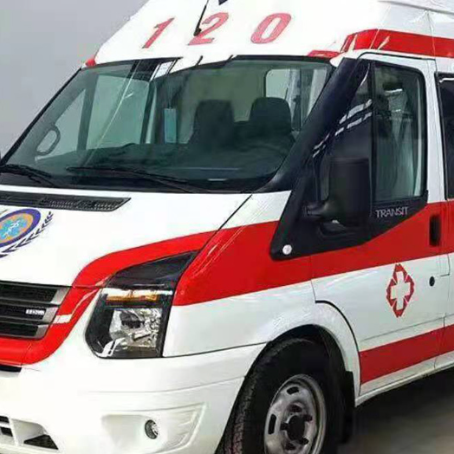 明光非急救护送病人转院租赁救护车的优缺点对比